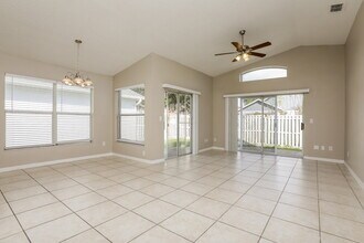 3235 Brewster Dr in Kissimmee, FL - Building Photo - Building Photo