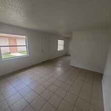 3024 Ernest Dr in Auburndale, FL - Building Photo - Building Photo