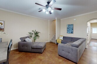 303 Capps Dr in College Station, TX - Building Photo - Building Photo