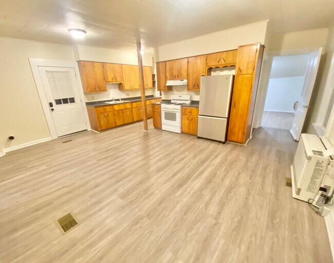 180 Federal St in St. Albans, VT - Foto de edificio - Building Photo