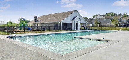767 Mickelson Way in Lebanon, TN - Foto de edificio - Building Photo