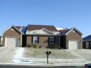 828-72 Melanie Ln in Somerset, KY - Foto de edificio - Building Photo