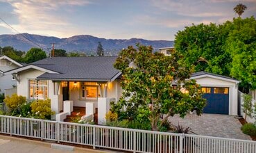 1208 Castillo St in Santa Barbara, CA - Building Photo - Building Photo