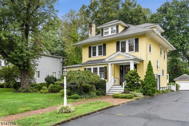 property at 136 Stanmore Pl