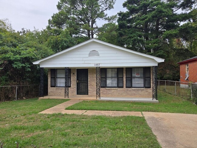 property at 1487 Pope St
