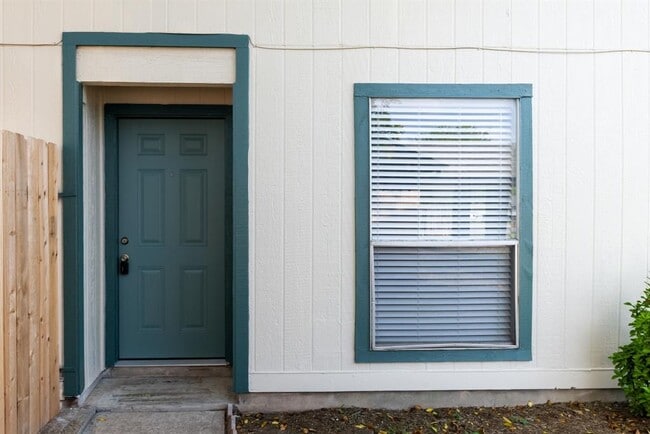 12801 Copper Cliff Ave in Austin, TX - Building Photo - Building Photo