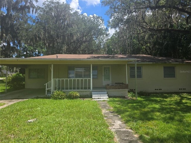 property at 407 SE 28th Ave