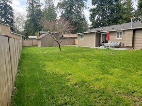 4832 Cemetery Rd, Unit House in Arlington, WA - Foto de edificio - Building Photo