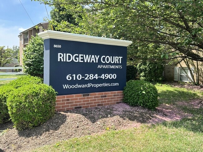 Ridgeway Court Apartments