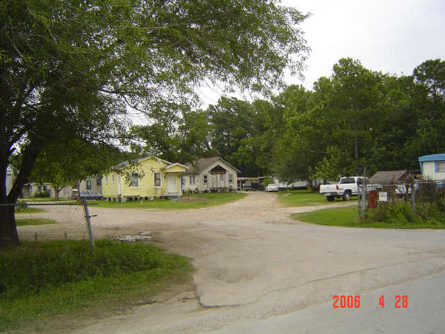 9106 Solon Rd in Houston, TX - Building Photo