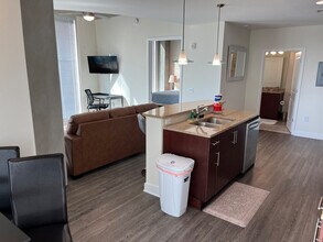 440 S Church St in Charlotte, NC - Building Photo - Building Photo