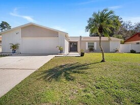 3708 Greenford St in Valrico, FL - Building Photo
