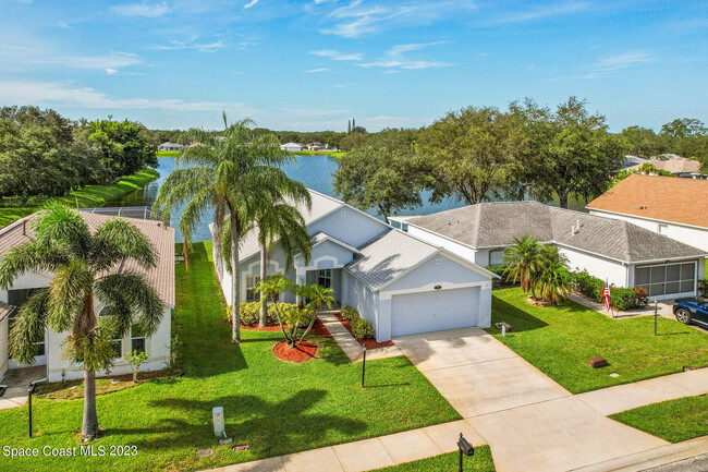 1623 Vista Lake Cir in Melbourne, FL - Foto de edificio - Building Photo