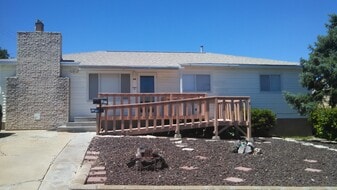 516 E 29th St in Silver City, NM - Building Photo