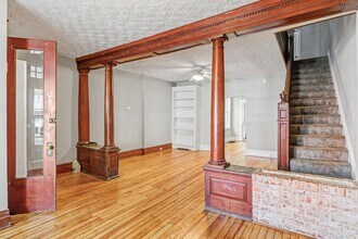 110 W Pomfret St in Carlisle, PA - Building Photo - Building Photo