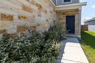 238 Jaycen Ln in New Braunfels, TX - Building Photo - Building Photo
