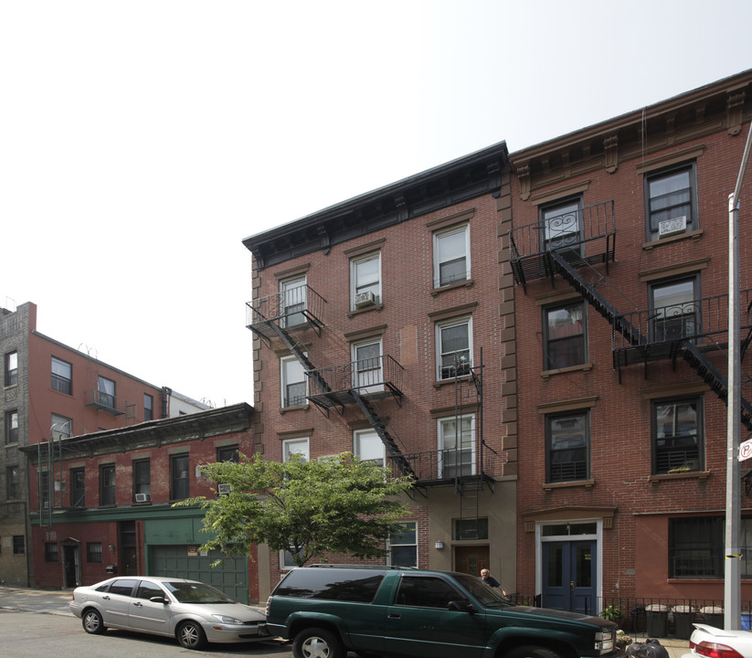 200 Sackett St in Brooklyn, NY - Building Photo