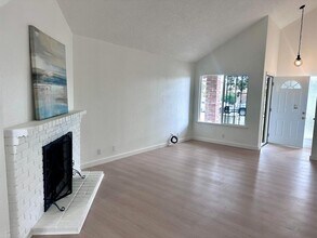 4507-4507 Zachary Way in Sacramento, CA - Building Photo - Building Photo