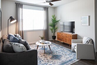 4519 Farm to Market 1960 Rd E in Houston, TX - Building Photo - Building Photo