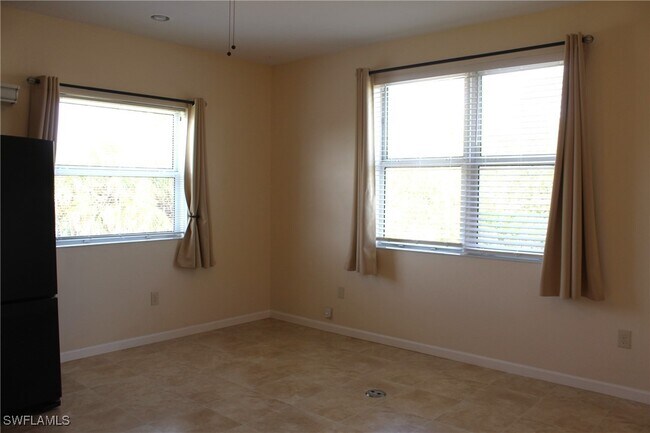 27181 Belle Rio Dr in Bonita Springs, FL - Building Photo - Building Photo