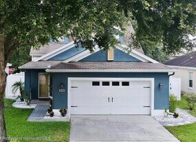 9324 Southern Charm Cir in Brooksville, FL - Building Photo