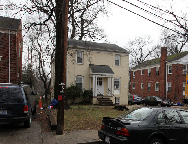 8309 Garland Ave in Takoma Park, MD - Building Photo - Building Photo