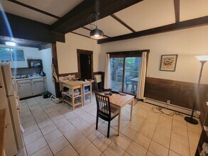 148 Allston St in Cambridge, MA - Foto de edificio - Building Photo