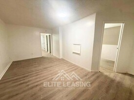 1438 SW Van Buren St in Topeka, KS - Building Photo