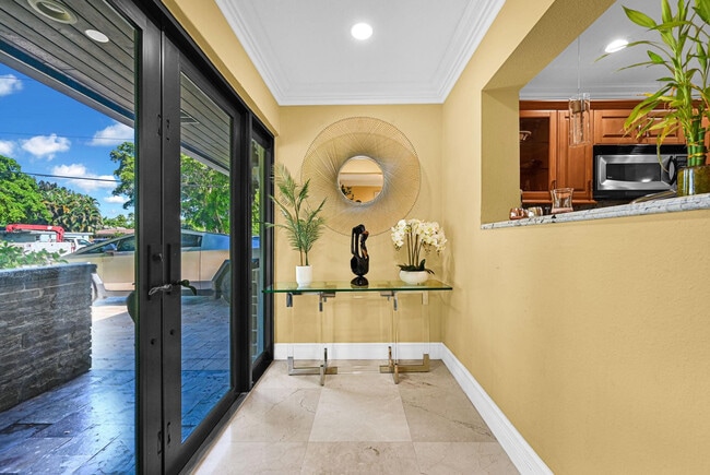 836 Orchid Dr in Plantation, FL - Building Photo - Building Photo