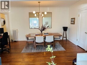 285 King St W in Hamilton, ON - Building Photo - Building Photo