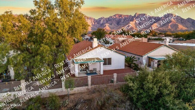 12333 N Brightridge Dr in Oro Valley, AZ - Building Photo - Building Photo