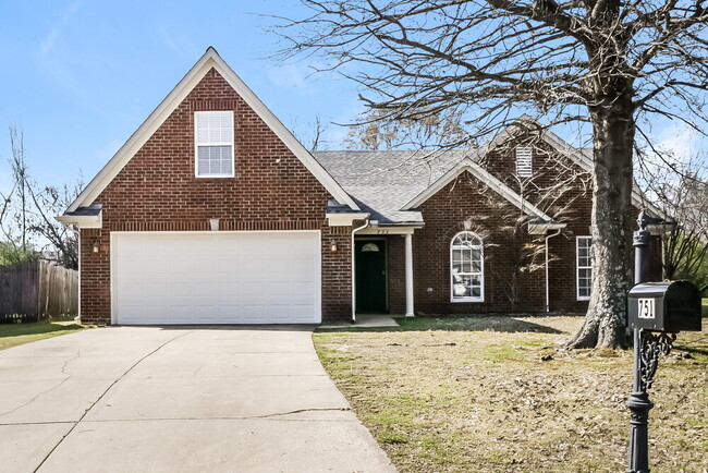 751 Northwood West Cove