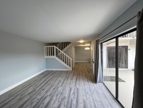3222 Meridian Way N in Palm Beach Gardens, FL - Building Photo - Building Photo
