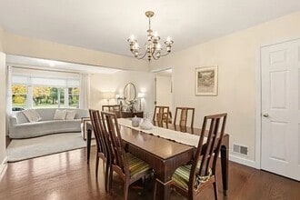 18 Kevin Ct in Jackson Township, NJ - Building Photo - Building Photo