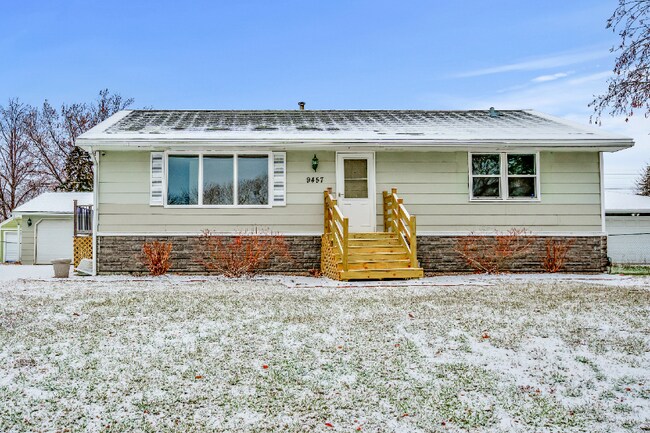9457 Trenton Ln N in Maple Grove, MN - Building Photo - Building Photo