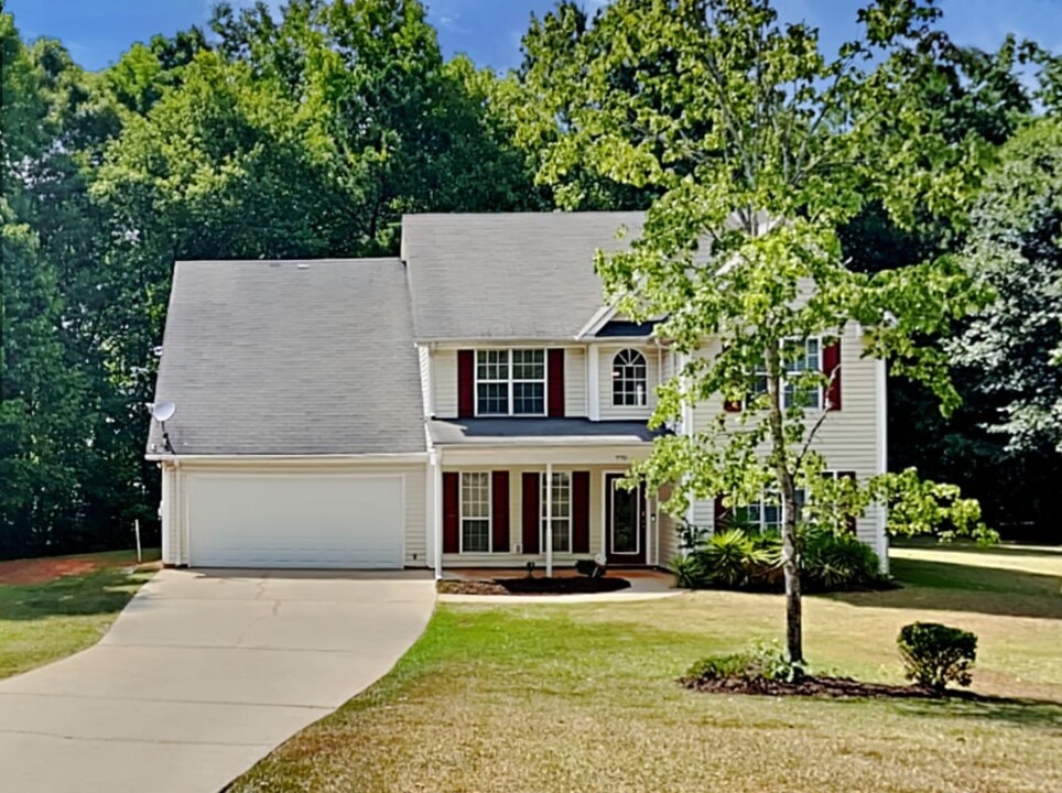 770 Beaver Pond Trail in Fairburn, GA - Building Photo