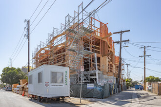 11436 Hatteras St in North Hollywood, CA - Building Photo - Building Photo