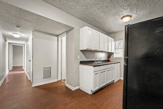 1829 Lambert St in Jacksonville, FL - Building Photo - Building Photo