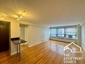 4180 N Marine Dr in Chicago, IL - Foto de edificio - Building Photo