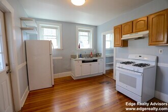 61 Royal St, Unit 1 in Boston, MA - Building Photo - Building Photo