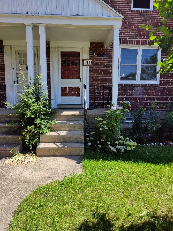 property at 5043 Copley Rd