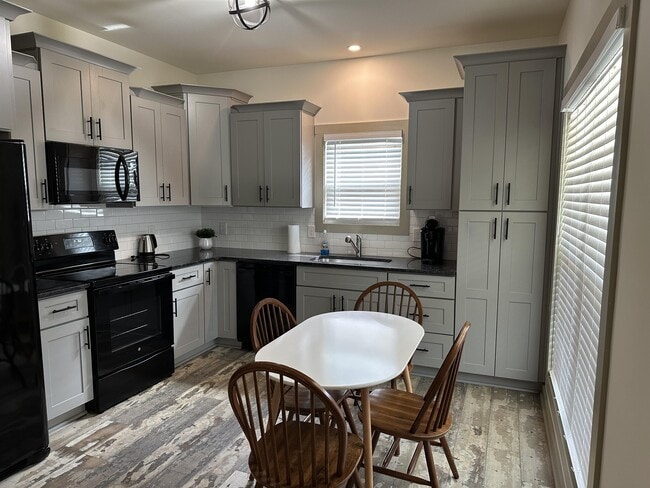 188 Vickery St in Hartwell, GA - Building Photo - Building Photo