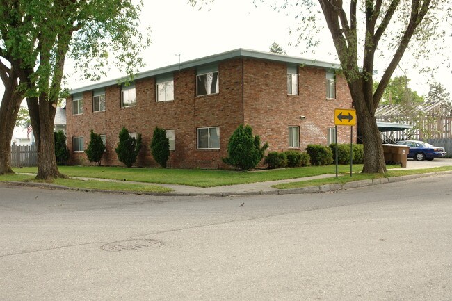 5222 N Regal St in Spokane, WA - Foto de edificio - Building Photo