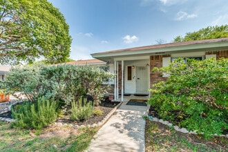 123 Stardream Dr in San Antonio, TX - Building Photo - Building Photo