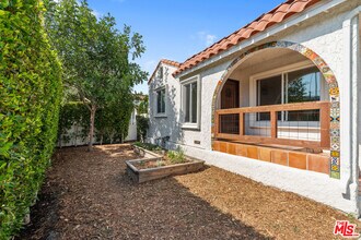 4031 Edenhurst Ave in Los Angeles, CA - Foto de edificio - Building Photo