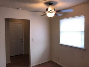 152 NE 12th St in Moore, OK - Building Photo - Building Photo