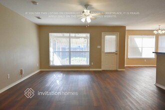 5161 Cedar Elm Cir in Dallas, TX - Building Photo - Building Photo