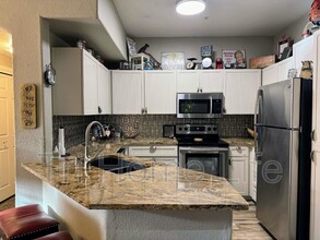 1631 W Canal Cir in Littleton, CO - Building Photo - Building Photo