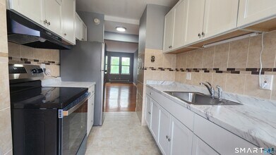 16-20-20 Townley St in Hartford, CT - Building Photo - Building Photo