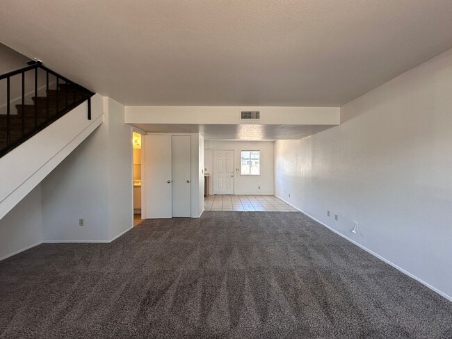 3500a Mercury St in North Las Vegas, NV - Building Photo - Building Photo